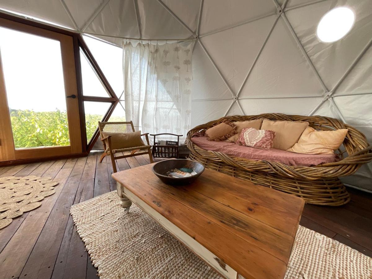 Golden Domes Hotel Cootharaba Екстериор снимка