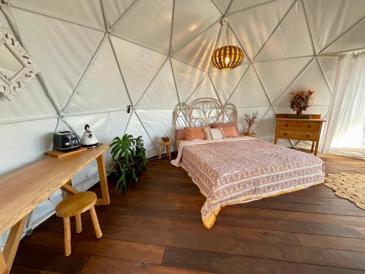 Golden Domes Hotel Cootharaba Екстериор снимка