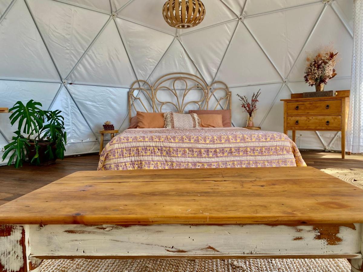 Golden Domes Hotel Cootharaba Екстериор снимка